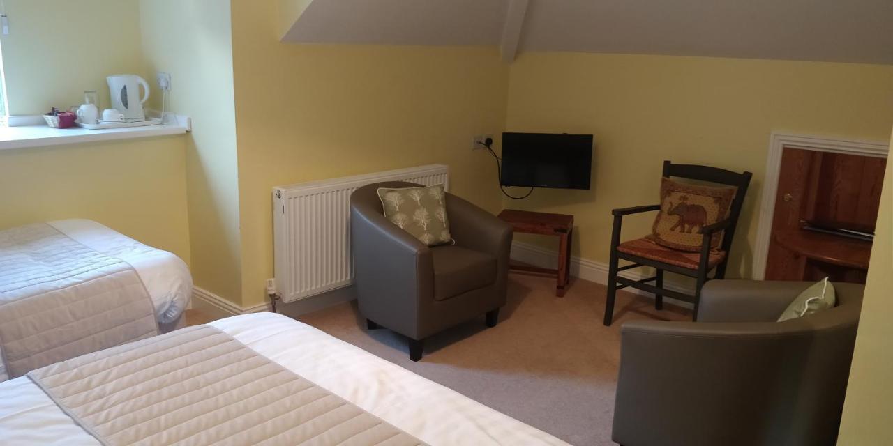 Avonmore House 4*