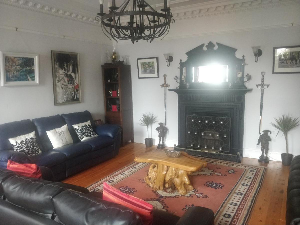 Avonmore House 4*