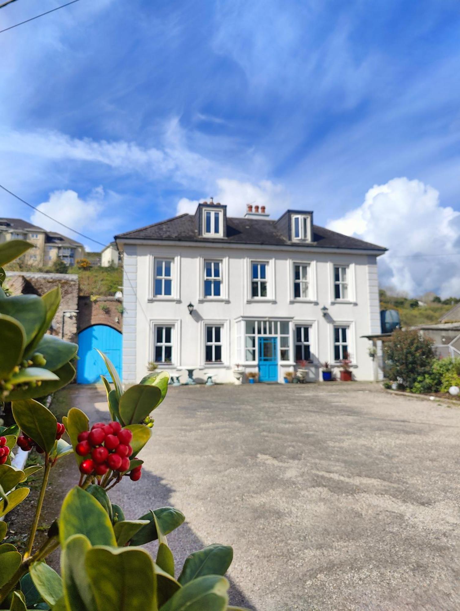 Avonmore House 4*
